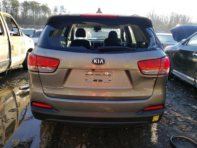 5XYPGDA39JG366982 - 2018 KIA SORENTO LX GRAY photo 6