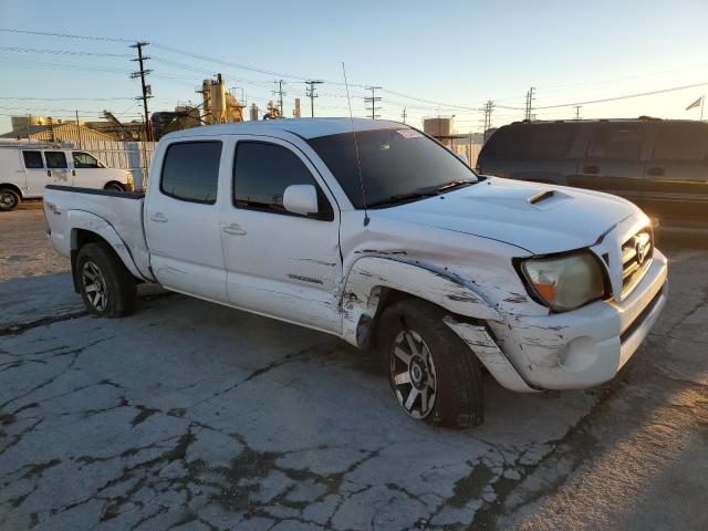 5TEKU72N98Z474149 - 2008 TOYOTA TACOMA DOUBLE CAB PRERUNNER LONG BED WHITE photo 4