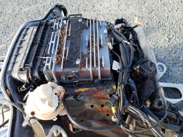 1HD1KHC18NB607498 - 2022 HARLEY-DAVIDSON FLTRX 棕色 照片 9