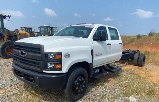 1HTKHPVK8LH598643 - 2020 CHEVROLET SILVERADO WHITE photo 2