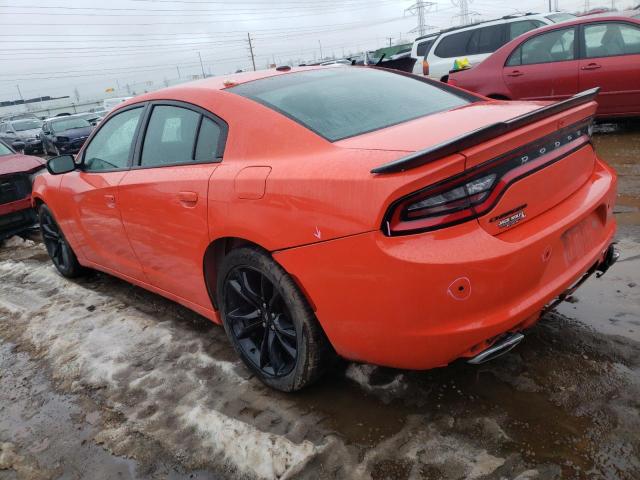 2C3CDXBG7JH290355 - 2018 DODGE CHARGER SXT ORANGE photo 2