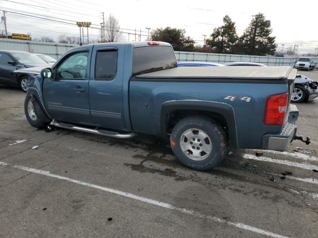 1GCRKSE77DZ373153 - 2013 CHEVROLET SILVERADO K1500 LT BLUE photo 2