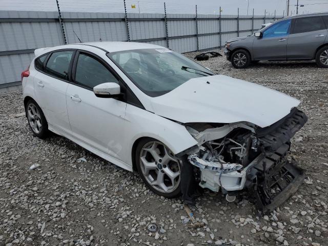 1FADP3L9XEL369937 - 2014 FORD FOCUS ST WHITE photo 4