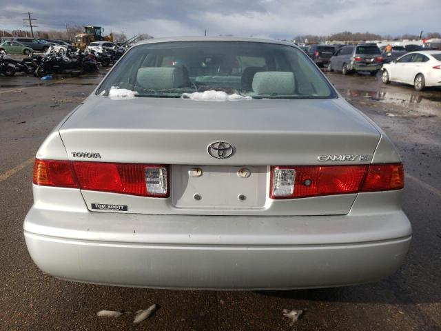 4T1BG22K21U078526 - 2001 TOYOTA CAMRY CE SILVER photo 6