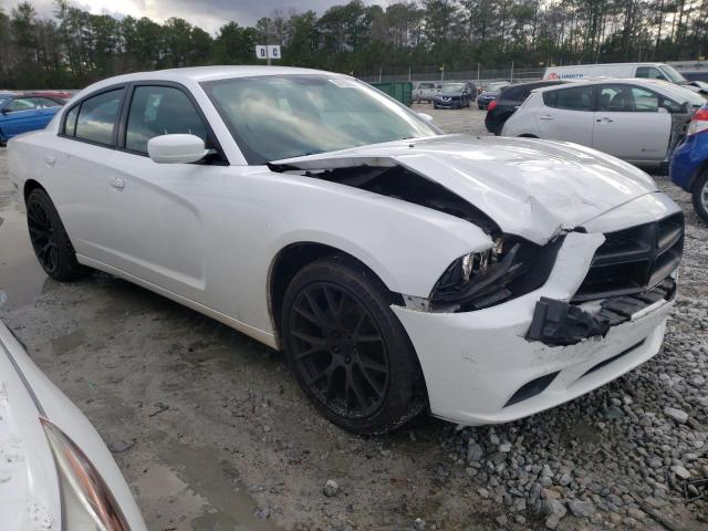 2C3CDXBG1EH168340 - 2014 DODGE CHARGER SE WHITE photo 4