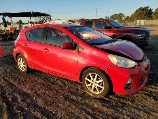 JTDKDTB35C1025156 - 2012 TOYOTA PRIUS C RED photo 4