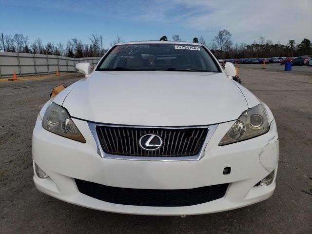 JTHCK262695028248 - 2009 LEXUS IS 250 WHITE photo 5