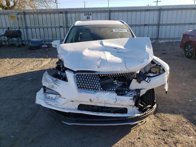 5LMCJ3C96KUL08803 - 2019 LINCOLN MKC RESERVE WHITE photo 5