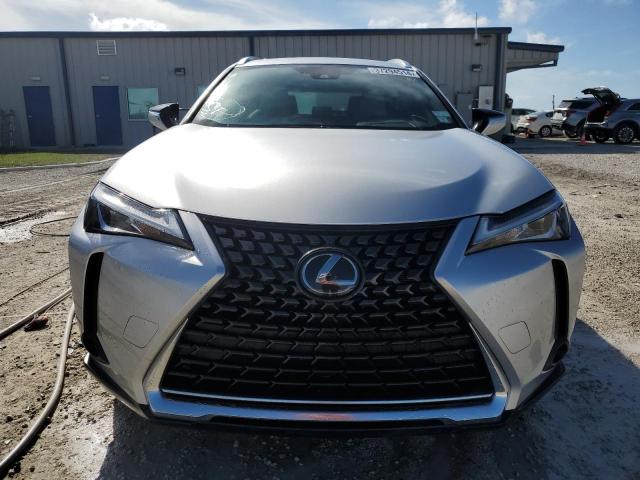 JTHY3JBH9K2018893 - 2019 LEXUS UX 200 SILVER photo 5