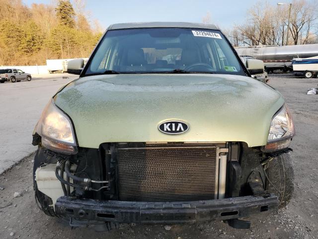 KNDJT2A23A7139023 - 2010 KIA SOUL + GREEN photo 5