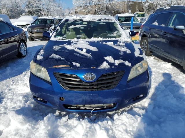 JTNBB46K673019367 - 2007 TOYOTA CAMRY HYBRID BLUE photo 5