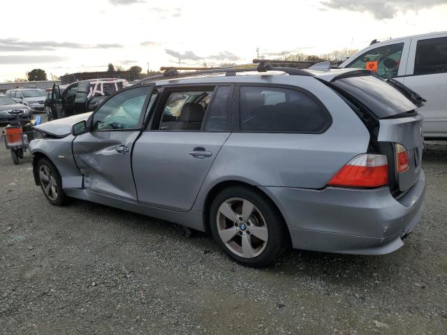 WBANN73516CN02530 - 2006 BMW 530 XIT SILVER photo 2