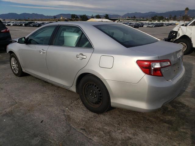 4T1BF1FK3EU419753 - 2014 TOYOTA CAMRY L SILVER photo 2