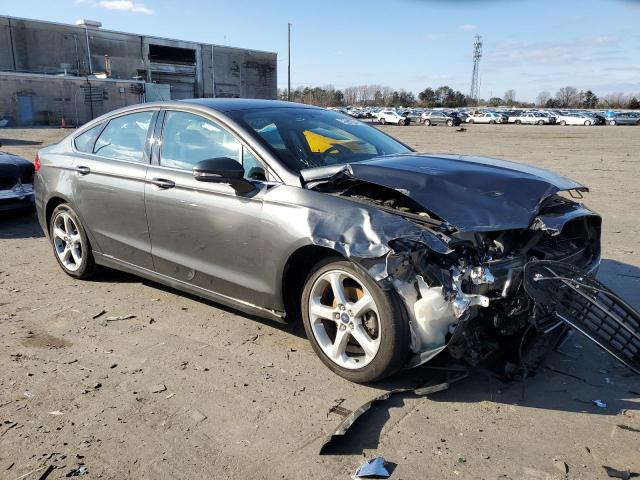 3FA6P0T9XGR211755 - 2016 FORD FUSION SE GRAY photo 4