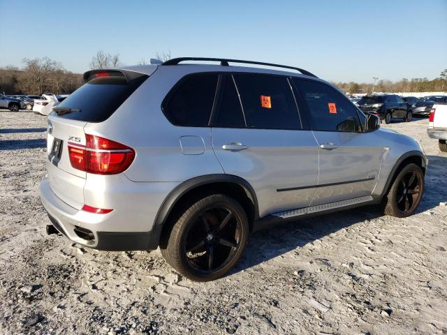 5UXZV8C56BL420859 - 2011 BMW X5 XDRIVE50I Gümüş fotoğraf 3