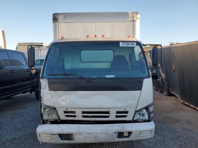 JALB4B16167023460 - 2006 ISUZU NPR WHITE photo 5