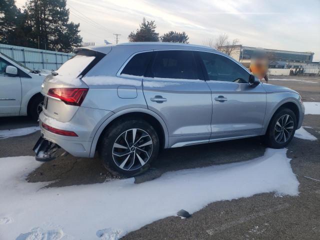 WA1CAAFY6M2101786 - 2021 AUDI Q5 PRESTIGE SILVER photo 3