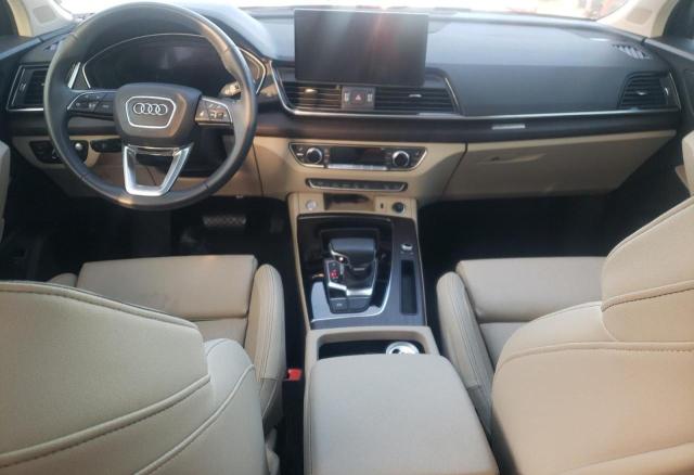 WA1CAAFY6M2101786 - 2021 AUDI Q5 PRESTIGE SILVER photo 8