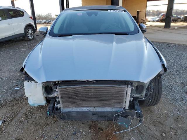 3FA6P0HD9LR102789 - 2020 FORD FUSION SE SILVER photo 5