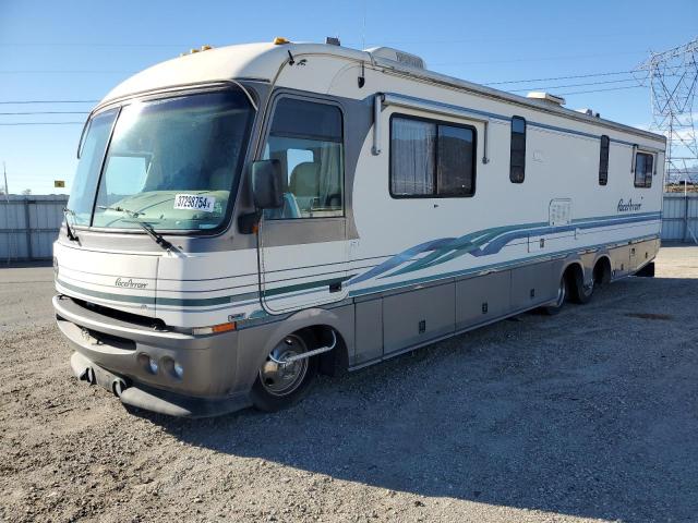 1GBLP37N0S3305449 - 1995 PARO MOTORHOME TWO TONE photo 2