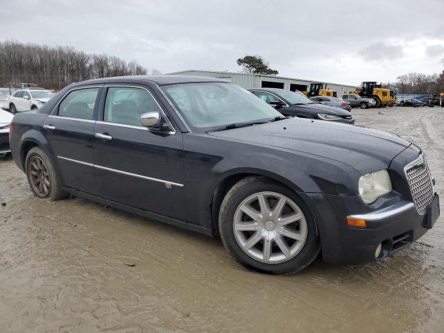 2C3LA63T69H587756 - 2009 CHRYSLER 300C BLACK photo 4