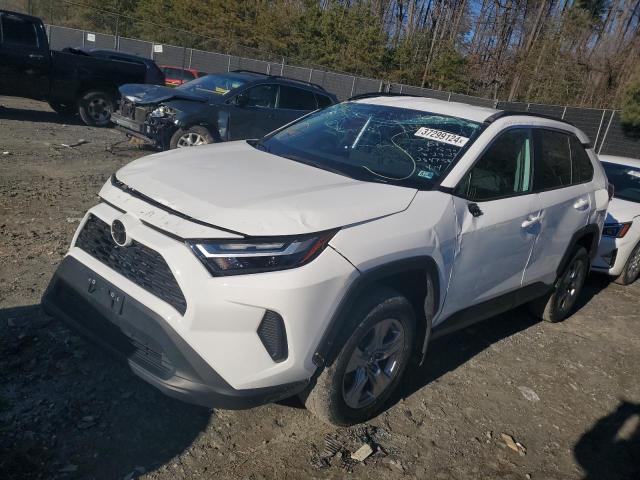 2T3P1RFV8NC284758 - 2022 TOYOTA RAV4 XLE WHITE photo 1