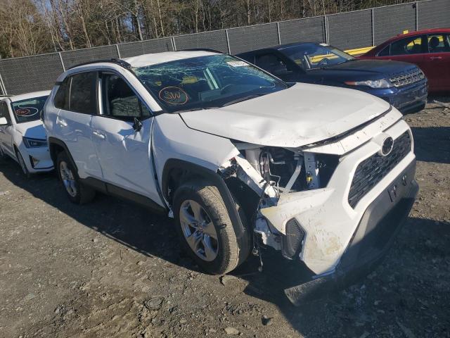 2T3P1RFV8NC284758 - 2022 TOYOTA RAV4 XLE WHITE photo 4