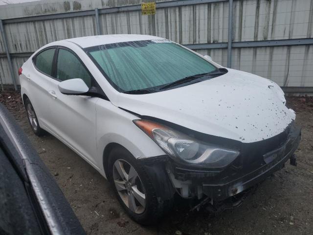 5NPDH4AE1DH268236 - 2013 HYUNDAI ELANTRA GLS WHITE photo 4