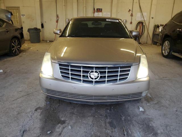 1G6KD57Y16U162083 - 2006 CADILLAC DTS BEIGE photo 5