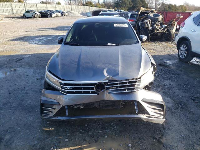 1VWDT7A30HC023280 - 2017 VOLKSWAGEN PASSAT R-LINE Grau Foto 5