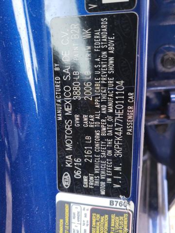 3KPFK4A77HE011104 - 2017 KIA FORTE LX BLUE photo 12