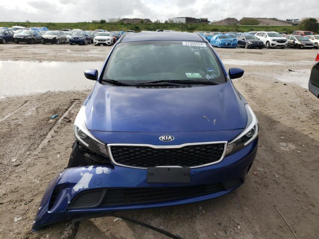 3KPFK4A77HE011104 - 2017 KIA FORTE LX BLUE photo 5