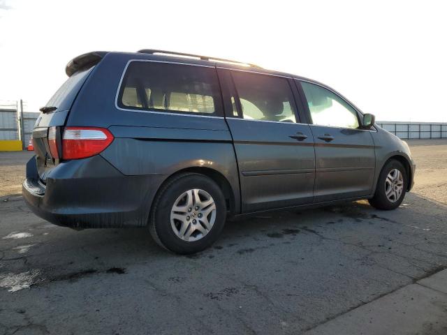 5FNRL38406B452631 - 2006 HONDA ODYSSEY EX GRAY photo 3