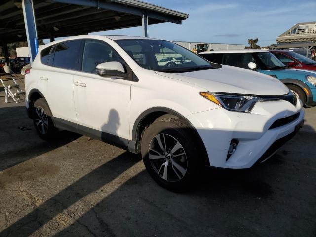 JTMWFREVXJJ186837 - 2018 TOYOTA RAV4 ADVENTURE WHITE photo 4