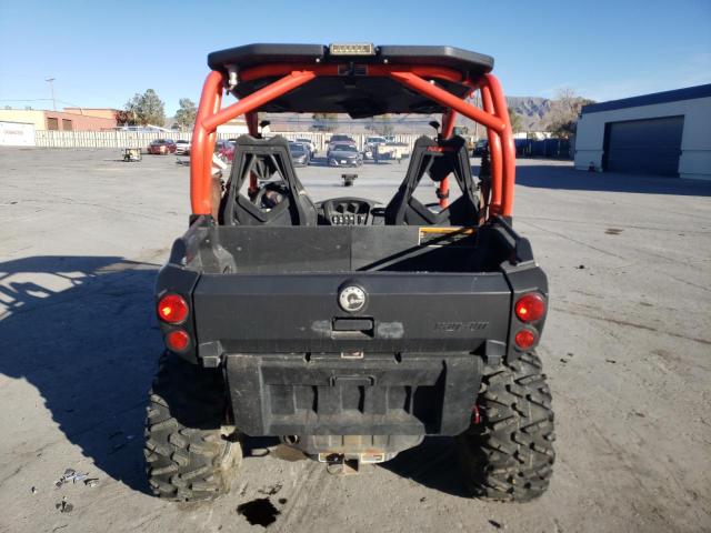 3JBKKAX28JJ000976 - 2018 CAN-AM COMMANDER TWO TONE photo 6