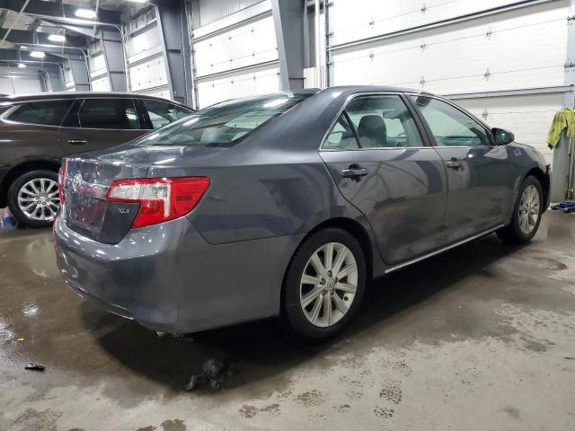 4T1BF1FK4CU061737 - 2012 TOYOTA CAMRY BASE GRAY photo 3