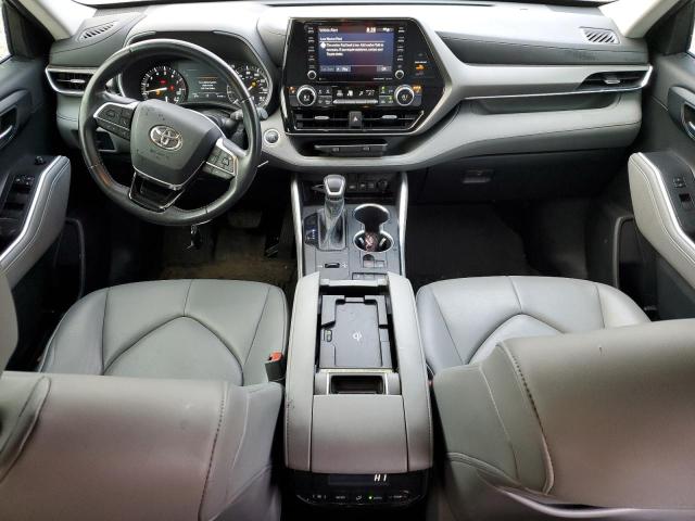 5TDGZRAH8MS033974 - 2021 TOYOTA HIGHLANDER XLE BLUE photo 8