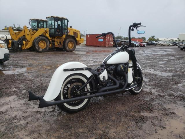 1HD1YCJ20KB036646 - 2019 HARLEY-DAVIDSON FLDE WHITE photo 4