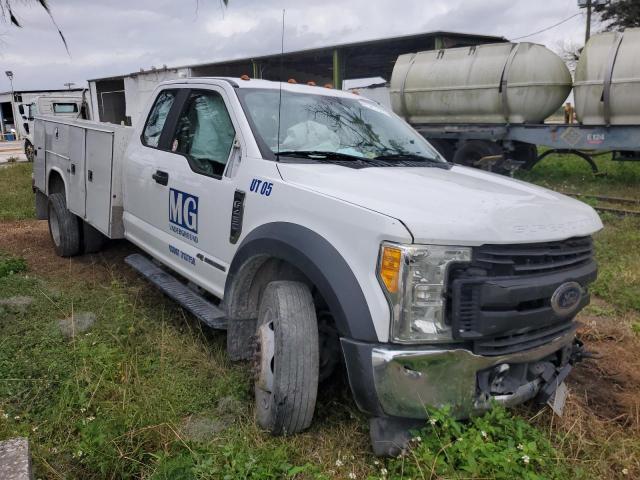 1FD0X4HT9HED76725 - 2017 FORD F450 SUPER DUTY WHITE photo 4