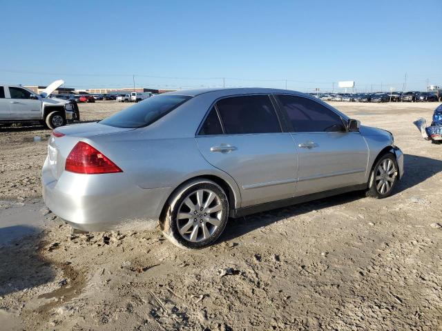 1HGCM664X7A059335 - 2007 HONDA ACCORD SE SILVER photo 3