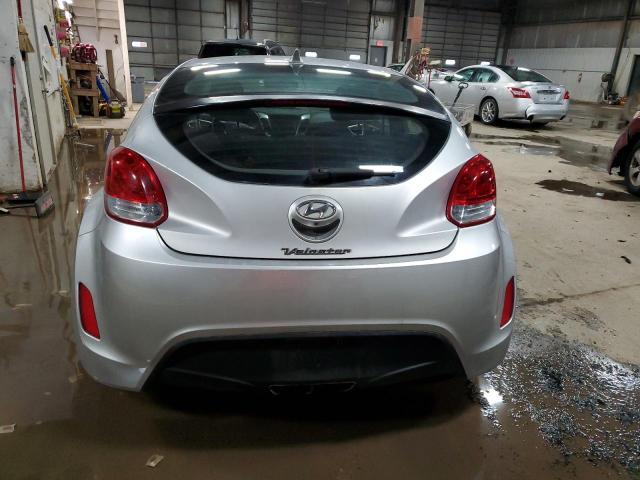 KMHTC6AD9GU259836 - 2016 HYUNDAI VELOSTER SILVER photo 6