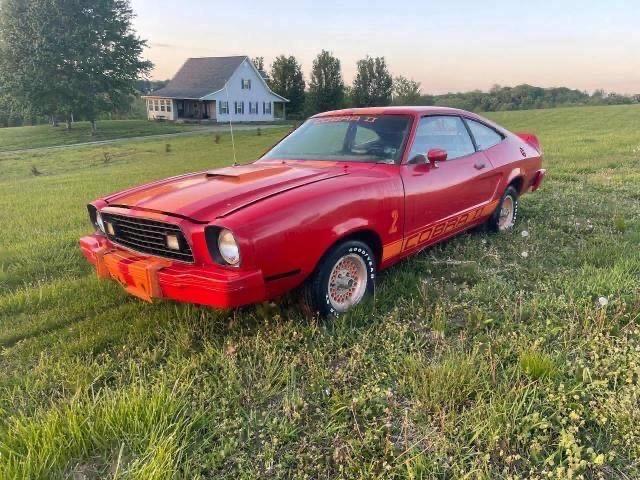 8F03F182544 - 1978 FORD MUSTANG RED photo 2