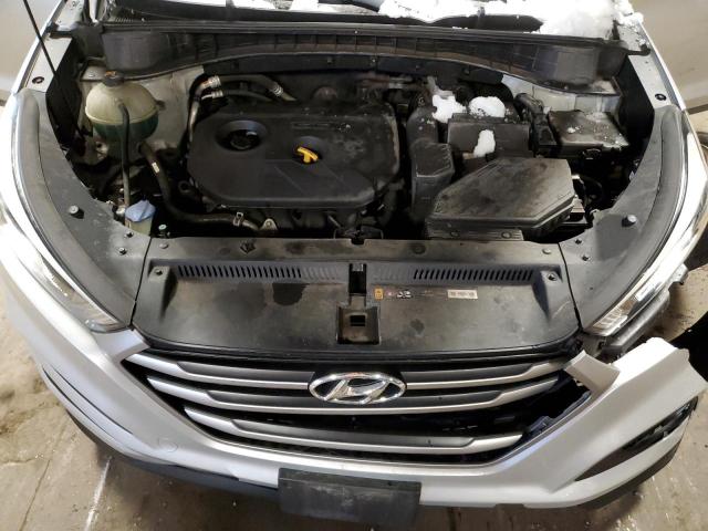 KM8J3CA46HU348934 - 2017 HYUNDAI TUCSON LIMITED SILVER photo 12