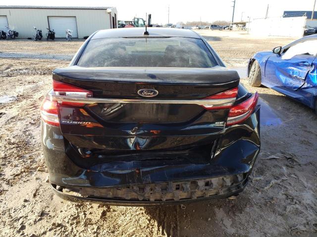 3FA6P0H77JR258028 - 2018 FORD FUSION SE BLACK photo 6