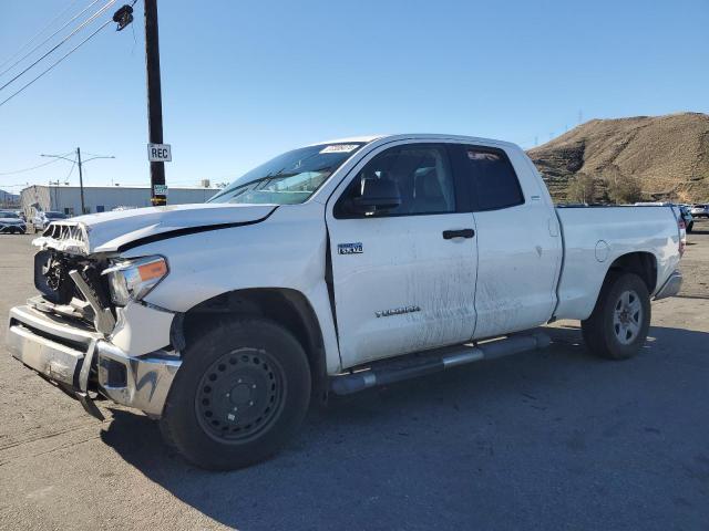 5TFUY5F10FX443773 - 2015 TOYOTA TUNDRA DOUBLE CAB SR/SR5 WHITE photo 1