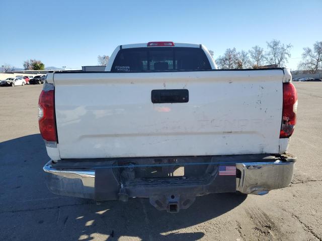 5TFUY5F10FX443773 - 2015 TOYOTA TUNDRA DOUBLE CAB SR/SR5 WHITE photo 6