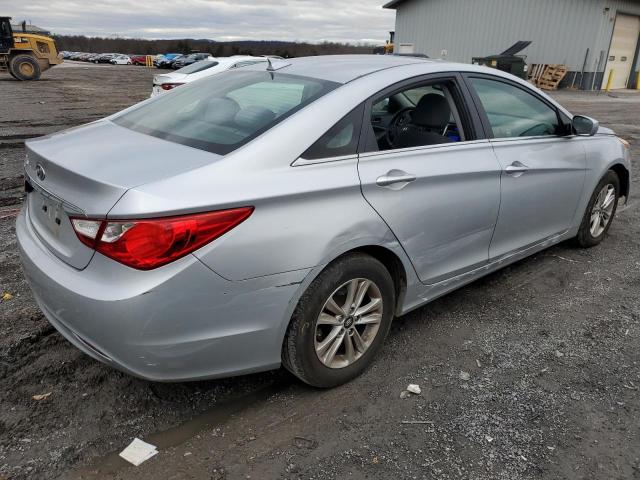 5NPEB4ACXDH714825 - 2013 HYUNDAI SONATA GLS SILVER photo 3