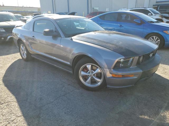 1ZVFT82H175231468 - 2007 FORD MUSTANG GT SILVER photo 4