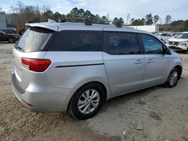 KNDMB5C1XH6290897 - 2017 KIA SEDONA LX SILVER photo 3