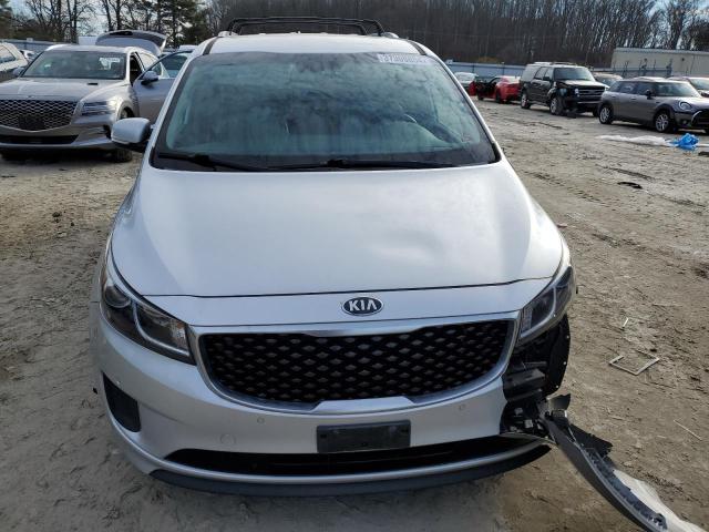 KNDMB5C1XH6290897 - 2017 KIA SEDONA LX SILVER photo 5